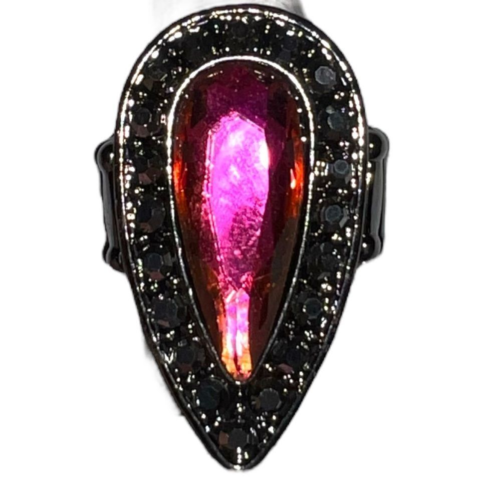 Pretty teardrop iridescent stone center ring with stretchy band new